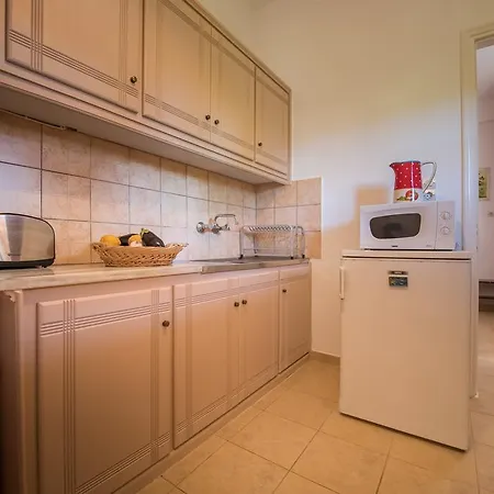 Physis Casa de hóspedes 2*