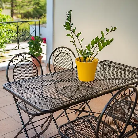 Physis Maison d'hôtes 2*